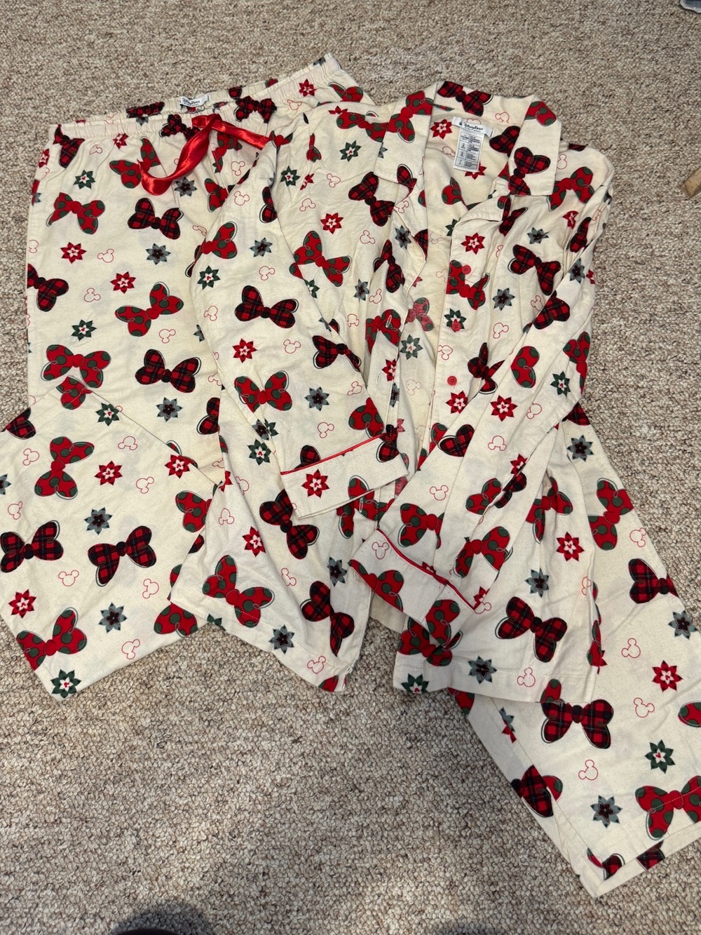 Disney Cream and Red Holiday Bow Pajama Set